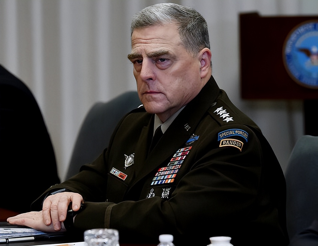 7月6日下午：美国担心！中国若断供矿物锑，美将面临*药弹**停产