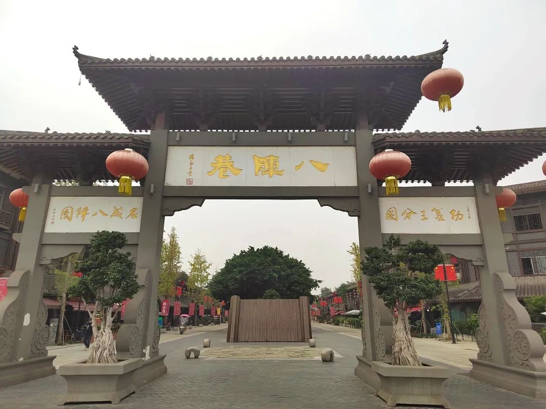 青白江美食打卡地,青白江100元美食街