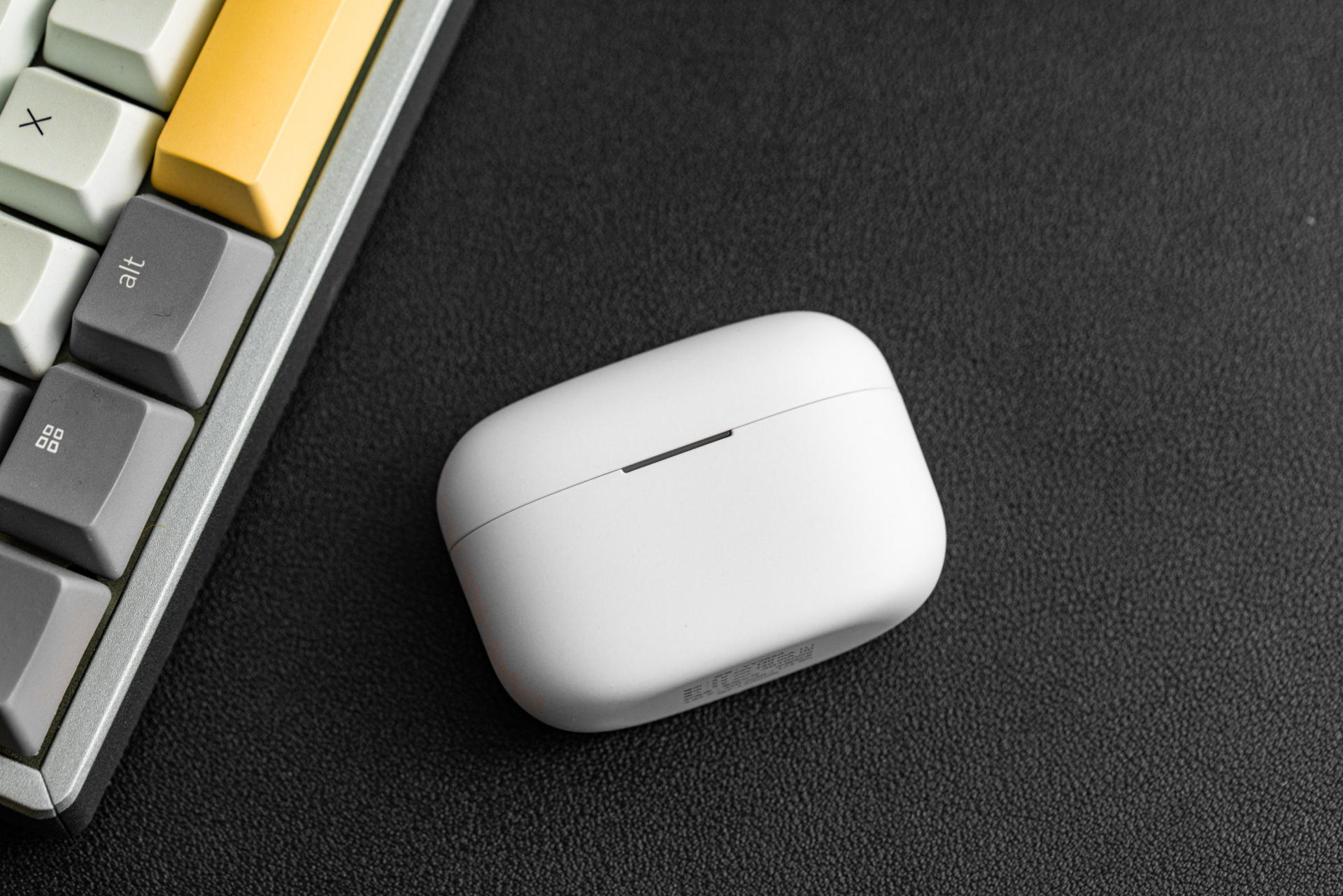 索尼wf-1000xm5和华为freebudspro3,索尼wf-1000xm3和beatsstudiobuds