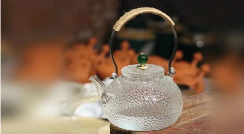 什么煮茶壶好看又实用,银壶茶席搭配什么茶具好看