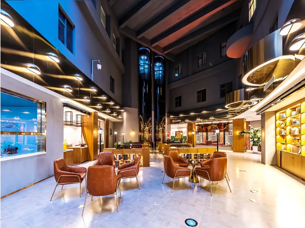 8店齐开,喆啡酒店竞争优势