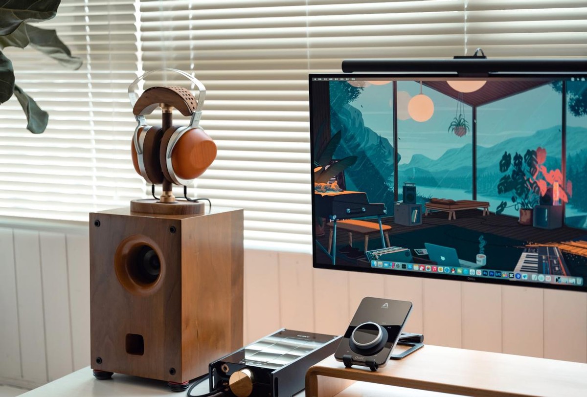 这就是参考级Hi-End听感，领略封闭式平板耳机巅峰HIFIMANHE-R10P