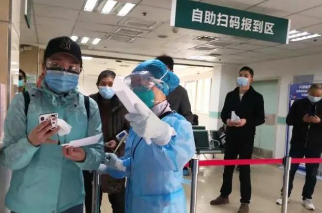 基于“伏邪学说”，探讨中医对慢性萎缩性胃炎的治疗方法