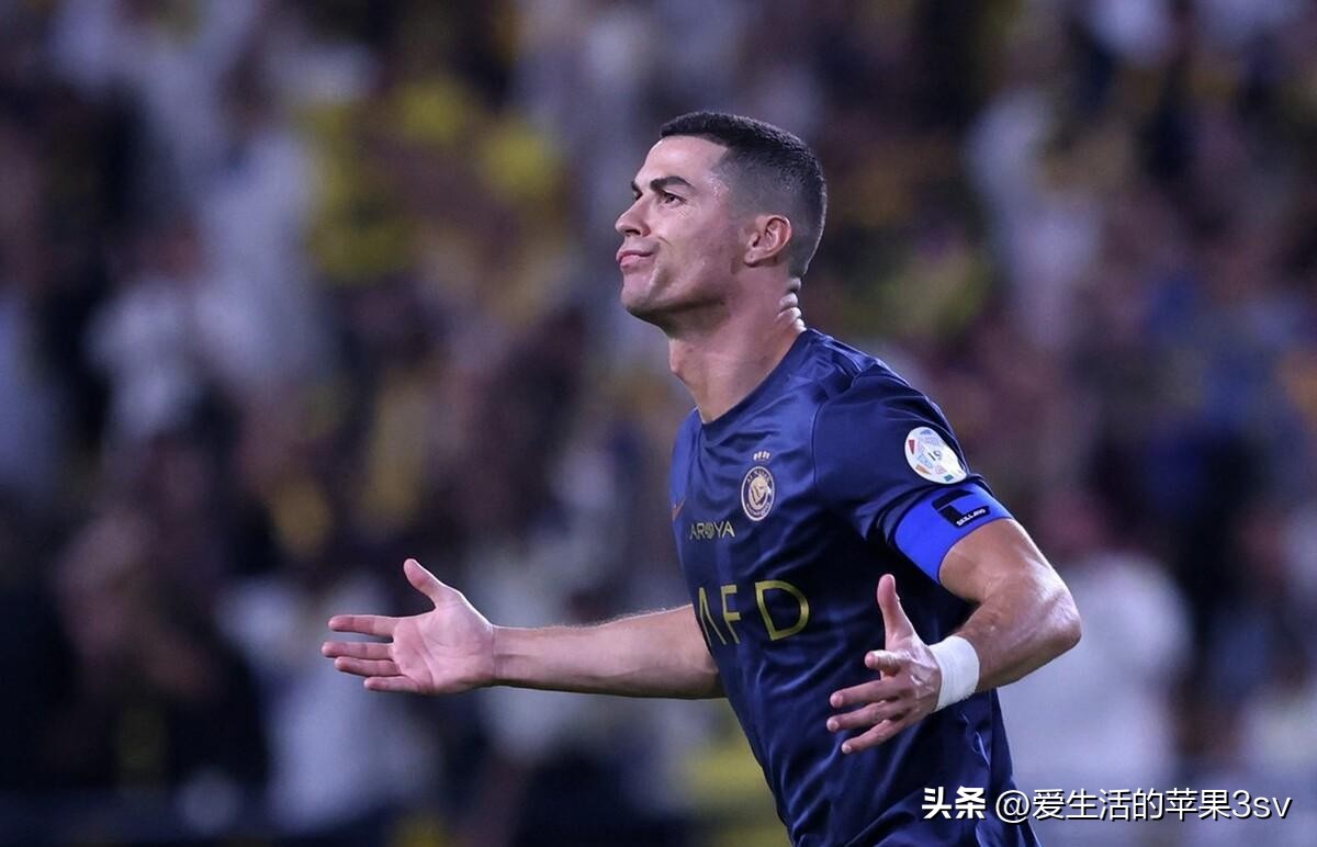 c罗足球生涯的传奇之路,c罗的足球之路充满艰辛