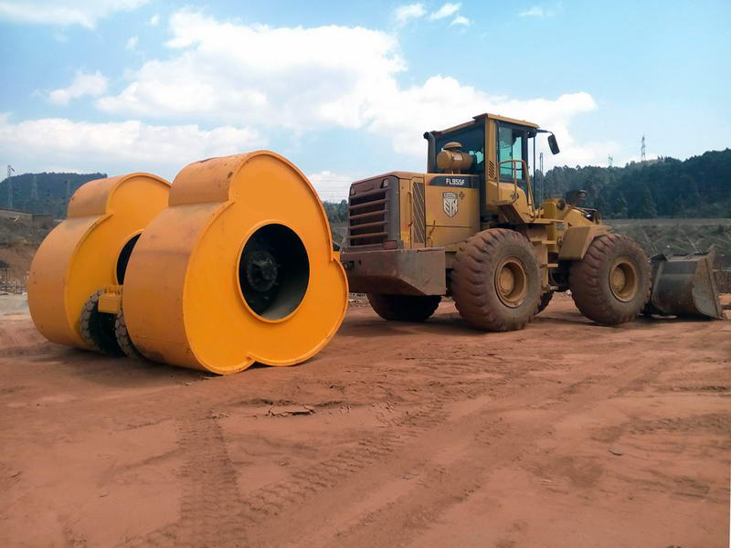 铲车带的冲击夯,秦皇岛装载机带的冲击碾压设备