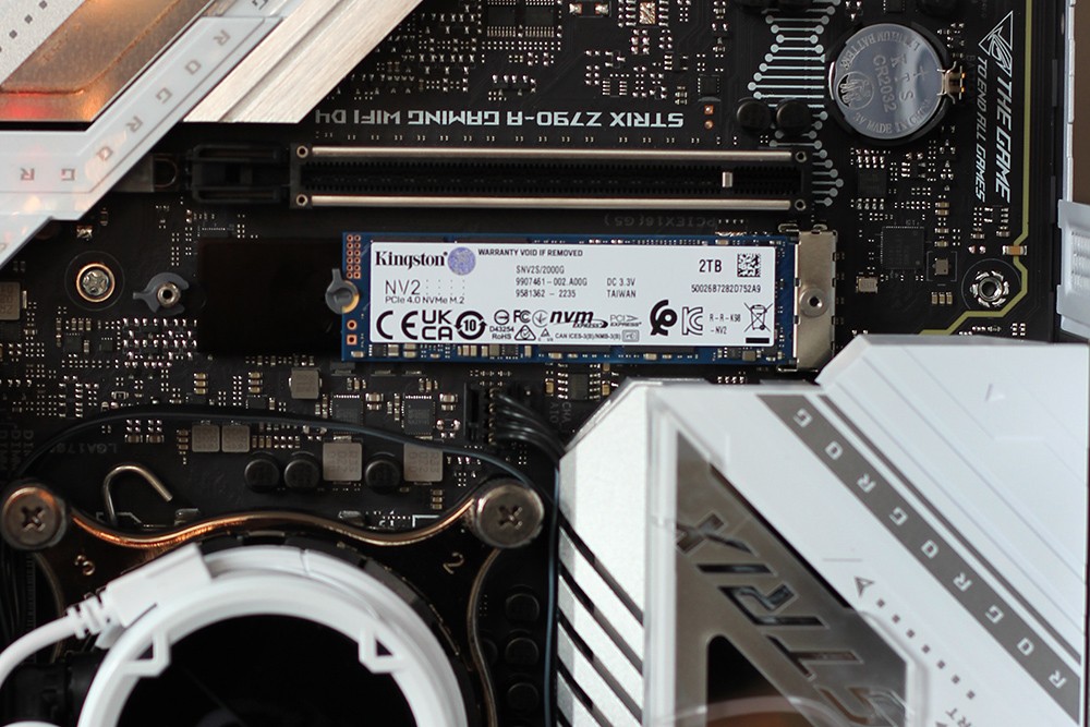 金士顿固态硬盘pcie4选哪个,金士顿固态硬盘nv2pcie4.0