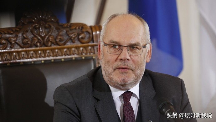 爱沙尼亚总统:需尽快拆除纳瓦尔的T-34坦克纪念碑!真心没看懂