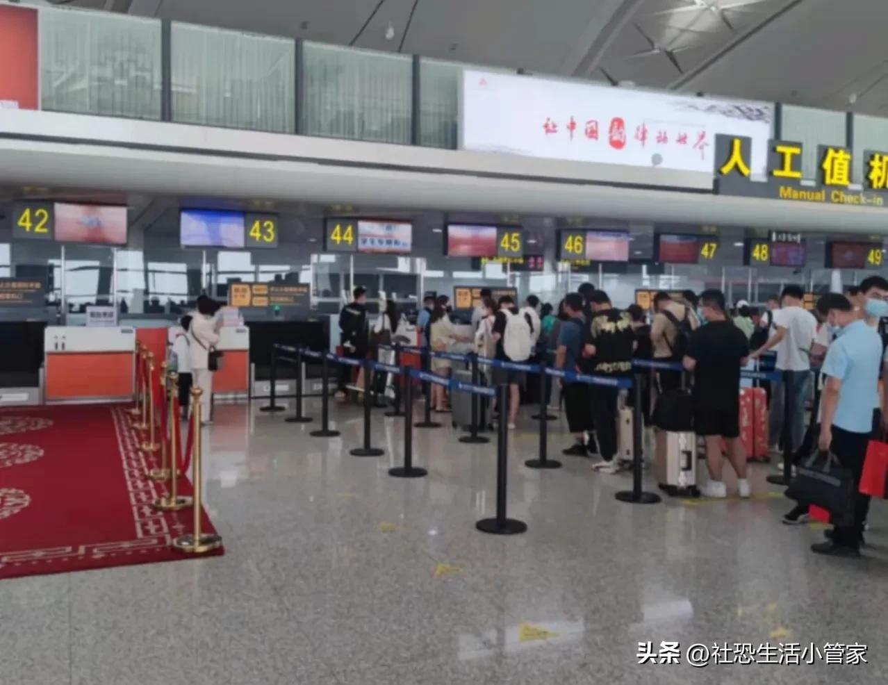 第一次乘坐飞机安全详细攻略,第一次坐飞机全指南