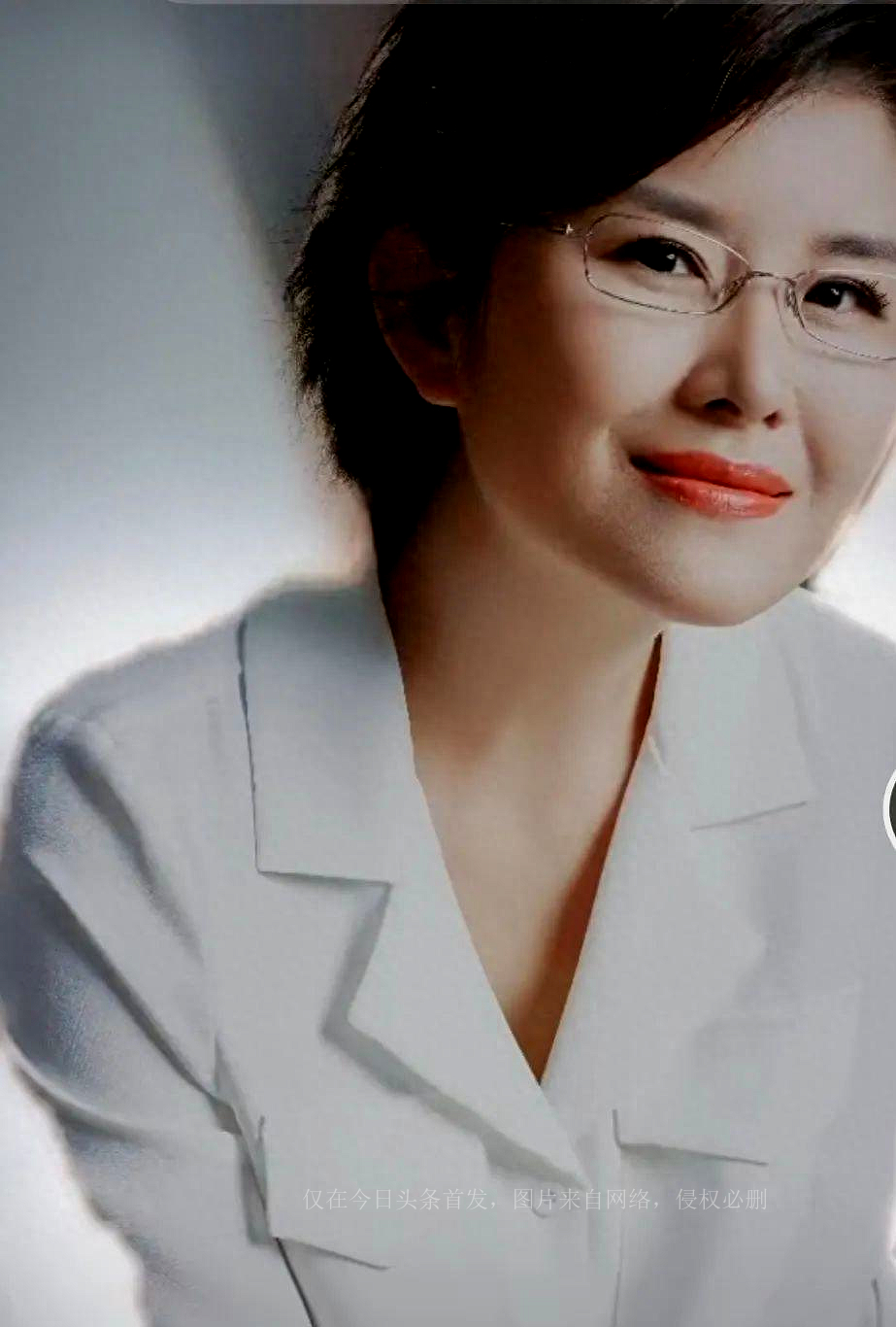 王宁央视主持人怎么进的央视,王宁在央视