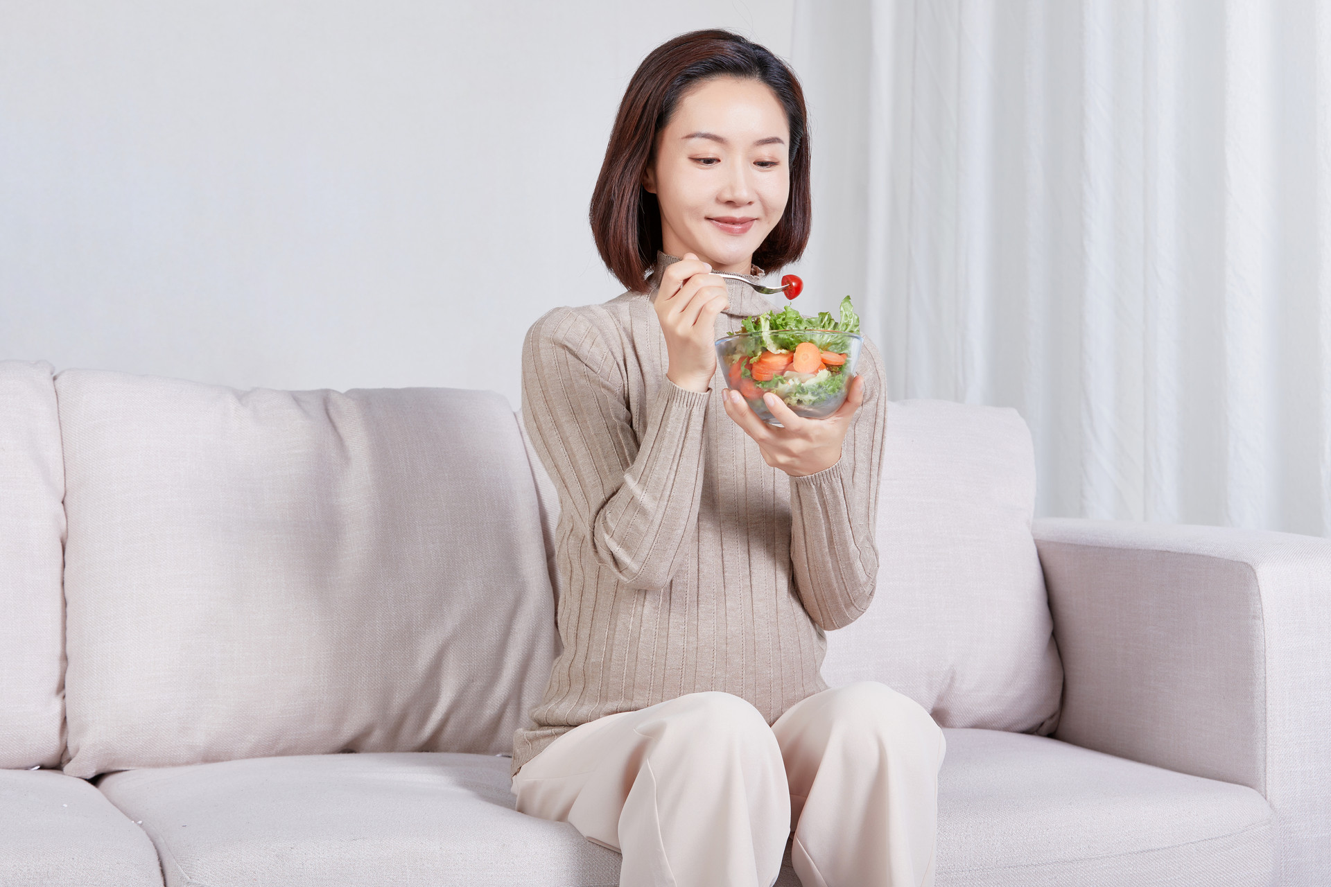 孕妇怀胎十月水果对比图,一张照片带你看孕肚