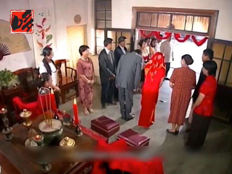 第1集|富家少爷竟被继母关在狗笼里，还每天被亲弟弟当狗骑