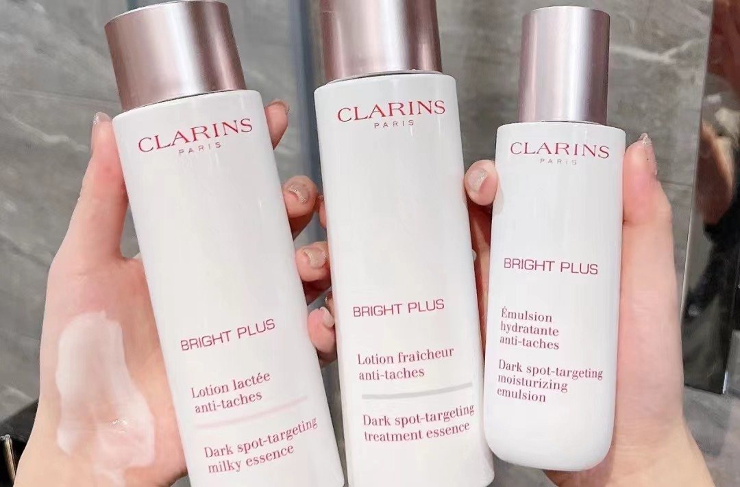 olay美白水乳适合什么年龄段用,公认最好淡斑水乳OLAY