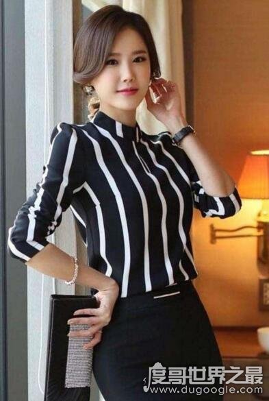 简一大理石瓷砖广告女主角金雅然,金雅然最新职业通勤套装高清照片