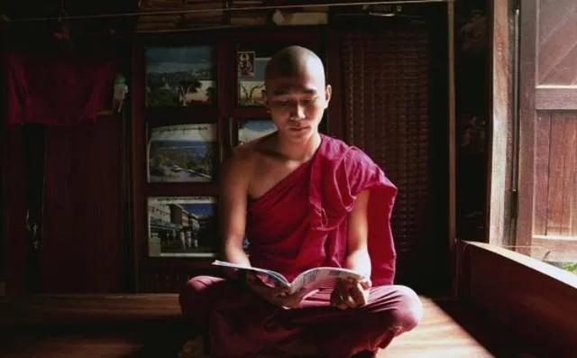 青年僧人,年轻和尚看破红尘