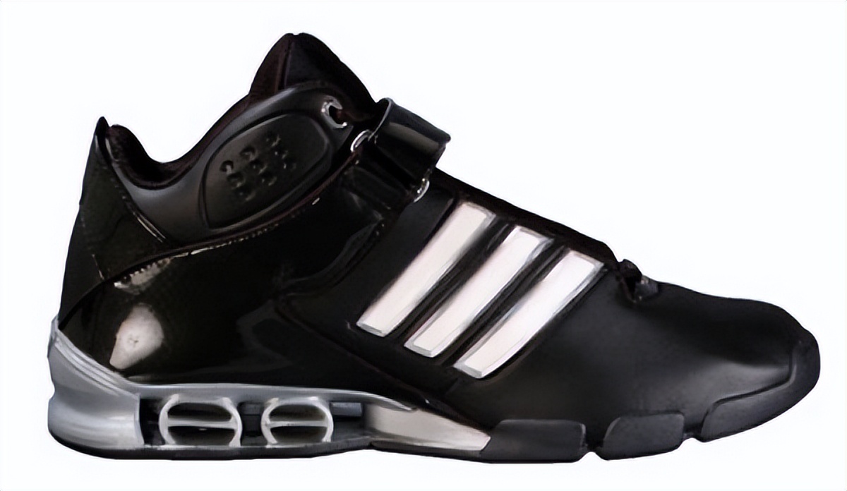 德怀特霍华德代言的球鞋,霍华德穿过的阿迪篮球鞋有哪些