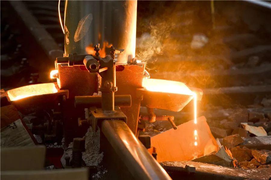 大型烟花燃放表演秀,大型烟花表演震撼美丽