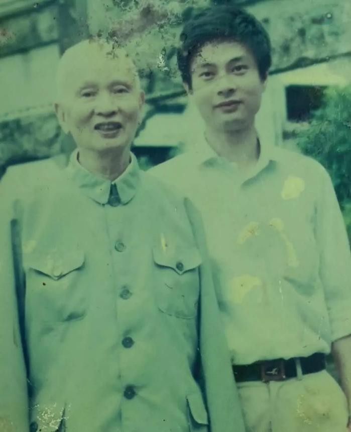 姹熷崡浣欐皬涓尰,姹熷崡浣欐皬瀛楄緢