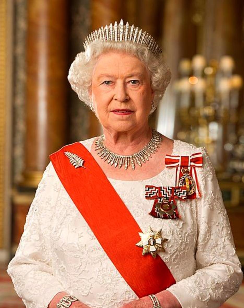 夏洛特公主将继承戴安娜的传家宝,夏洛特公主继承名贵珠宝300亿