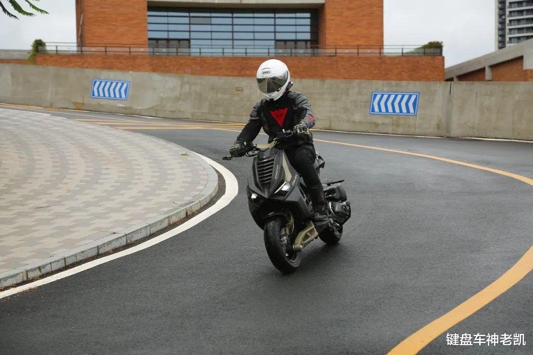 意塔杰特dragster200杜卡迪版本,意塔杰特200cc限量版