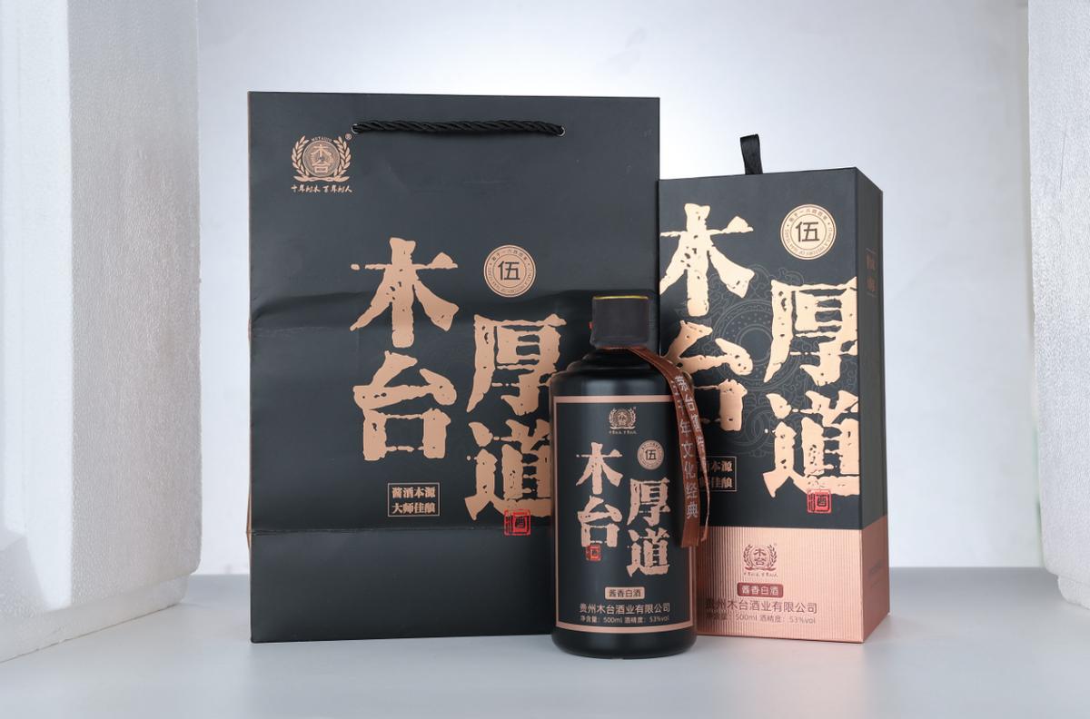 大量英国游客涌入中国,大批英国人进入中国旅游