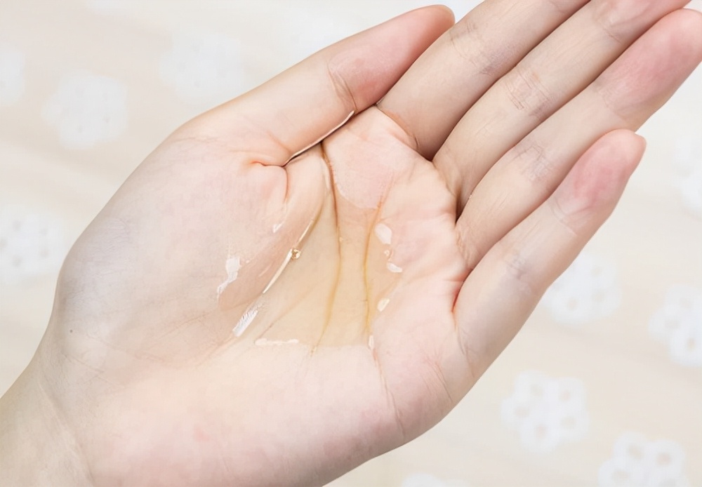 家庭护肤必备精油,自己在家怎么用精油护肤