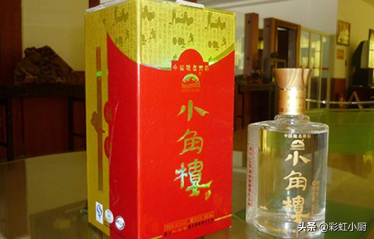过年家庭聚餐推荐什么酒,过年送礼哪个平价酒好