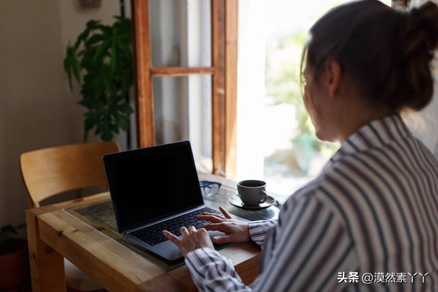 52岁阿姨没社保找工作,母亲60岁没有工作社保怎么办