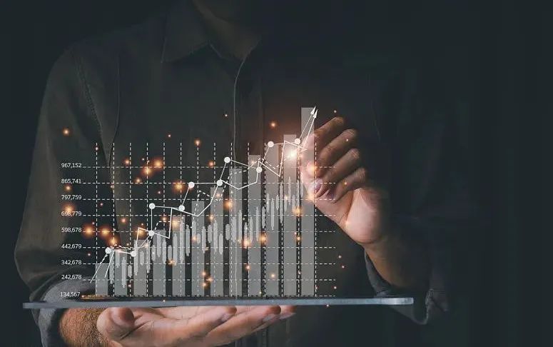 创业者的“闯关游戏”：诗和远方，梦想与现实｜翻过2022