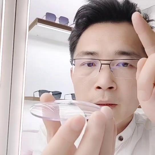 配眼镜镜片是假的能退一赔三吗,配眼镜如何选择镜片品牌价格