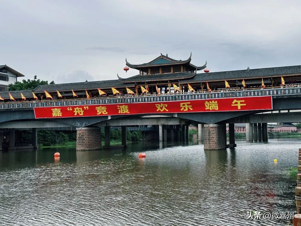 游玩龙舟和赛龙舟,中华龙舟赛游玩攻略