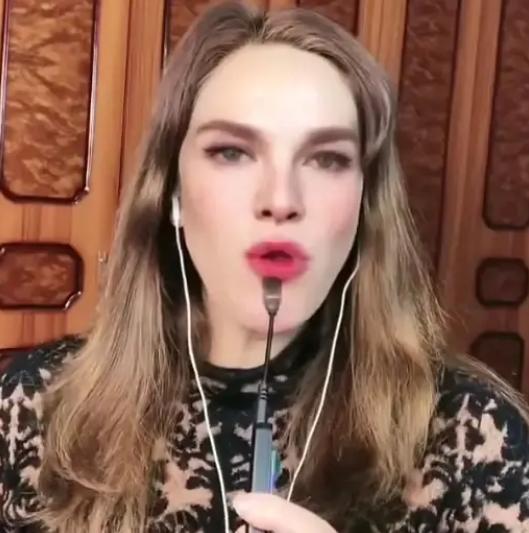 俄罗斯美女娜娜的真实身份,俄罗斯美女娜娜最新视频