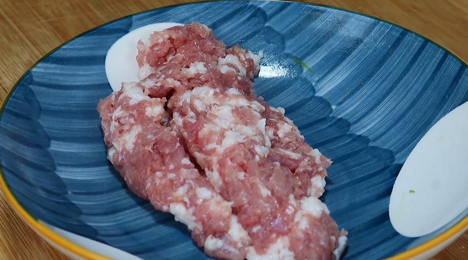 蒸包子，直接上锅蒸是大错，包子店老板教你诀窍，松软好吃不塌陷