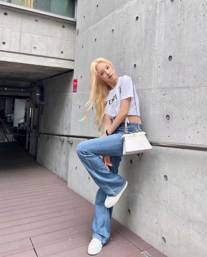 明星同款运动鞋四季透气,明星同款运动鞋必迈