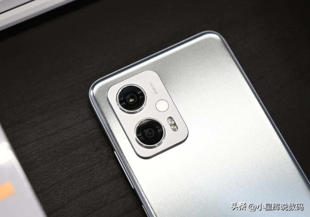 天玑8100+8GB+128GB，现已跌至1589元，性价比第一的“千元机”