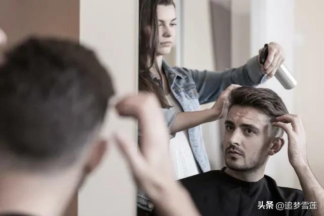 杩囧皬骞村皬鍥㈠渾,杩囧皬骞翠汉闂村皬鍥㈠渾