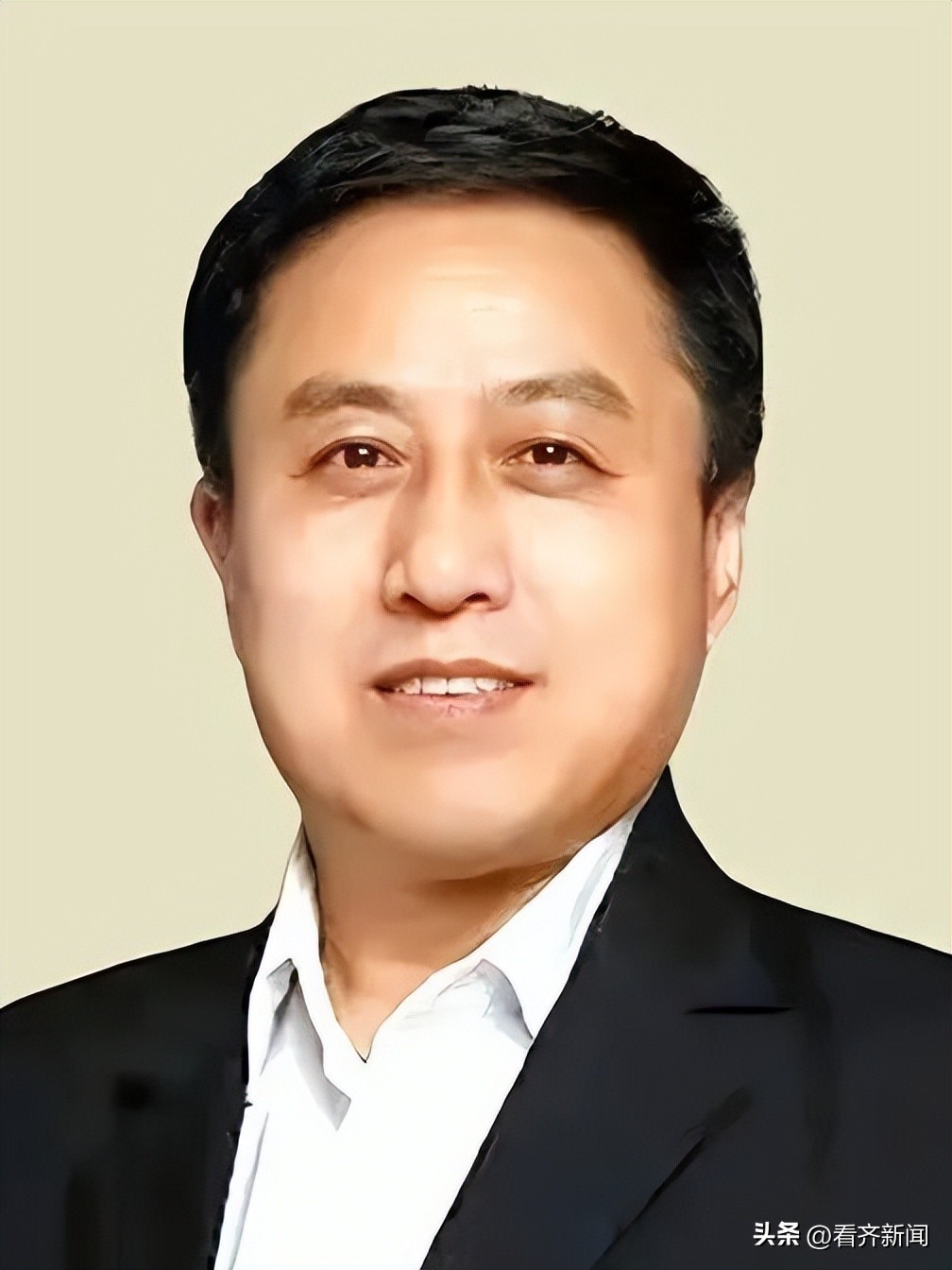 榻愰綈鍝堝皵琛℃按绉佺珛楂樹腑,榻愰綈鍝堝皵琛℃按楂樹腑