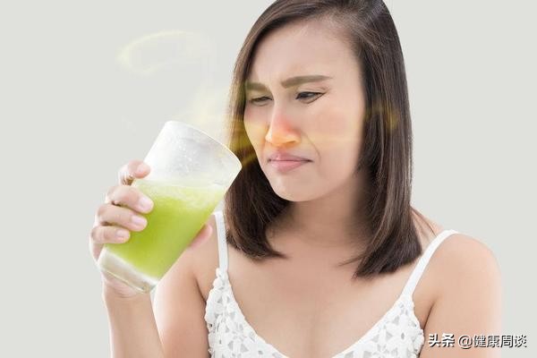 嘴巴发苦是不是身体哪里出了故障,嘴巴发苦什么引起的呢