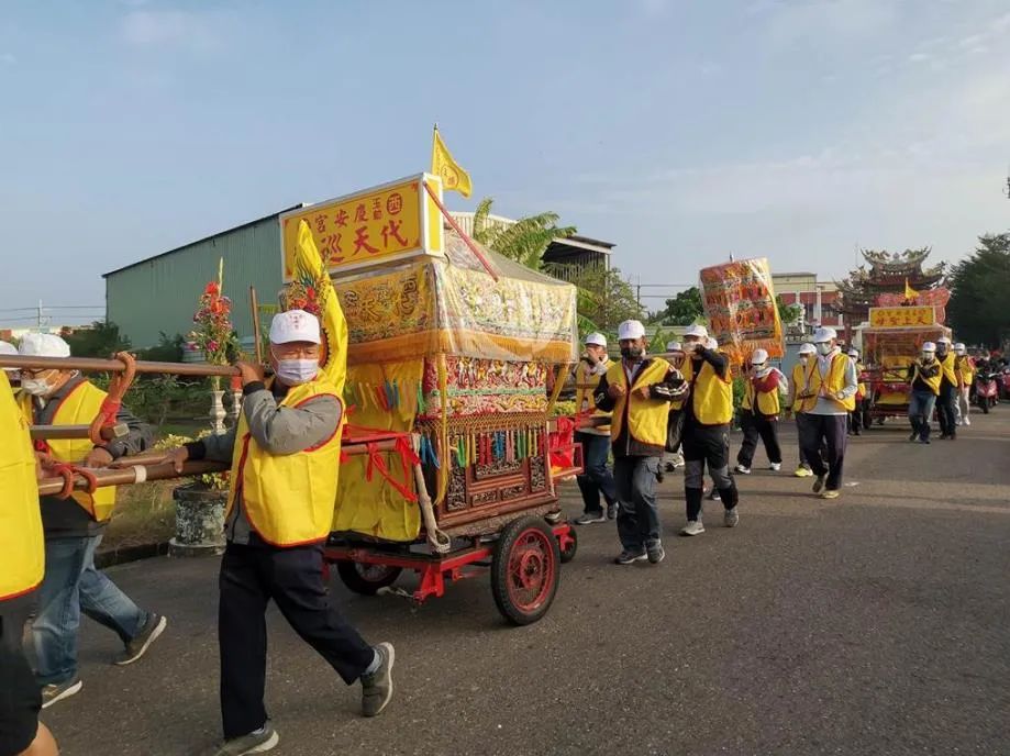 苏宁易购遭ST，三年巨亏571亿，台南渔村长大的黄明端有办法吗？