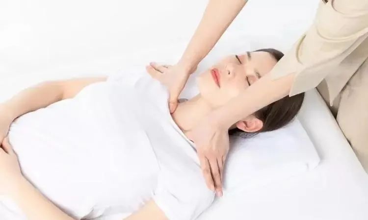 乳腺囊肿按摩手法,乳腺按摩有危害吗