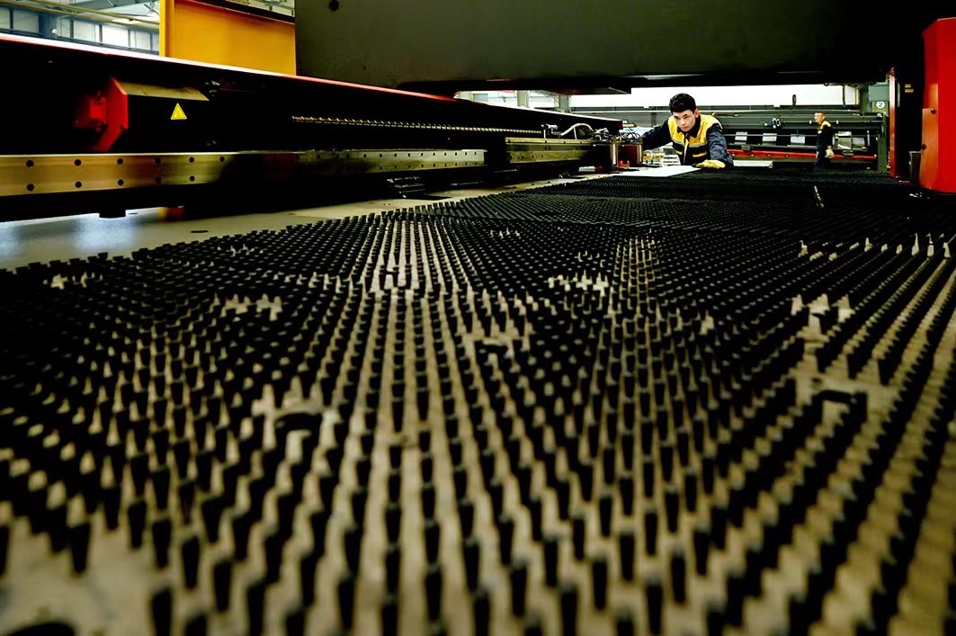 踔厉奋发勇毅前行视频,沈阳三洋重工集团有限公司年会