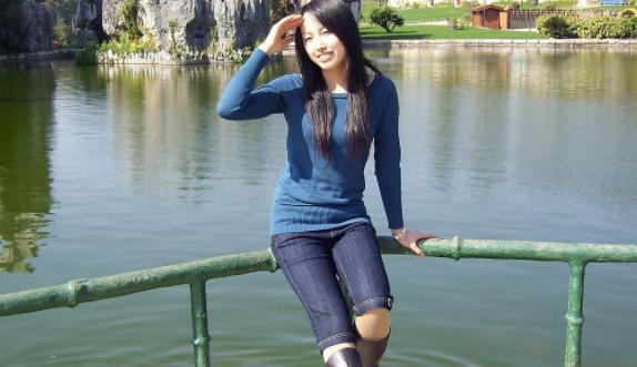 平时牛仔裤怎么洗才是最正确的,牛仔裤要经常洗吗怎么洗