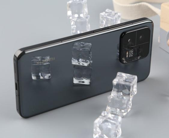 小米13和同价位华为比较,小米13新款骁龙8g2手机