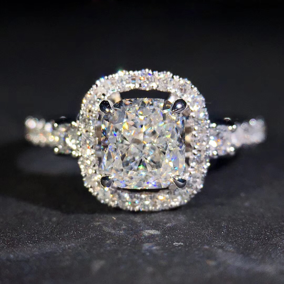 钻戒什么样的款式比较好打理,钻戒什么样的好该怎么挑选钻戒