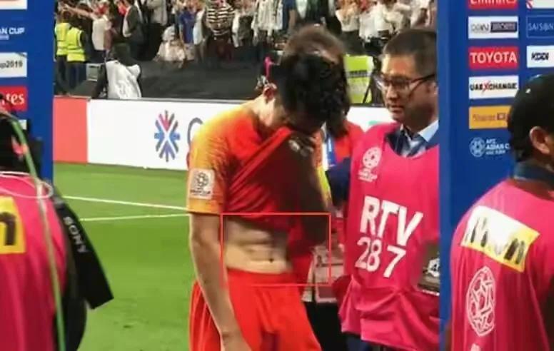 有的人只要站在那里就赢了,有的人只要站在那就已经很耀眼了