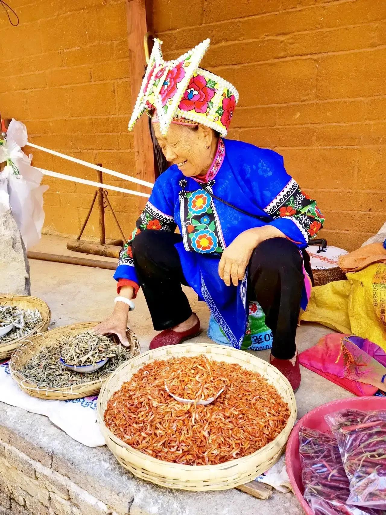 云南十二天自驾游攻略,云南十二天自驾游路线推荐