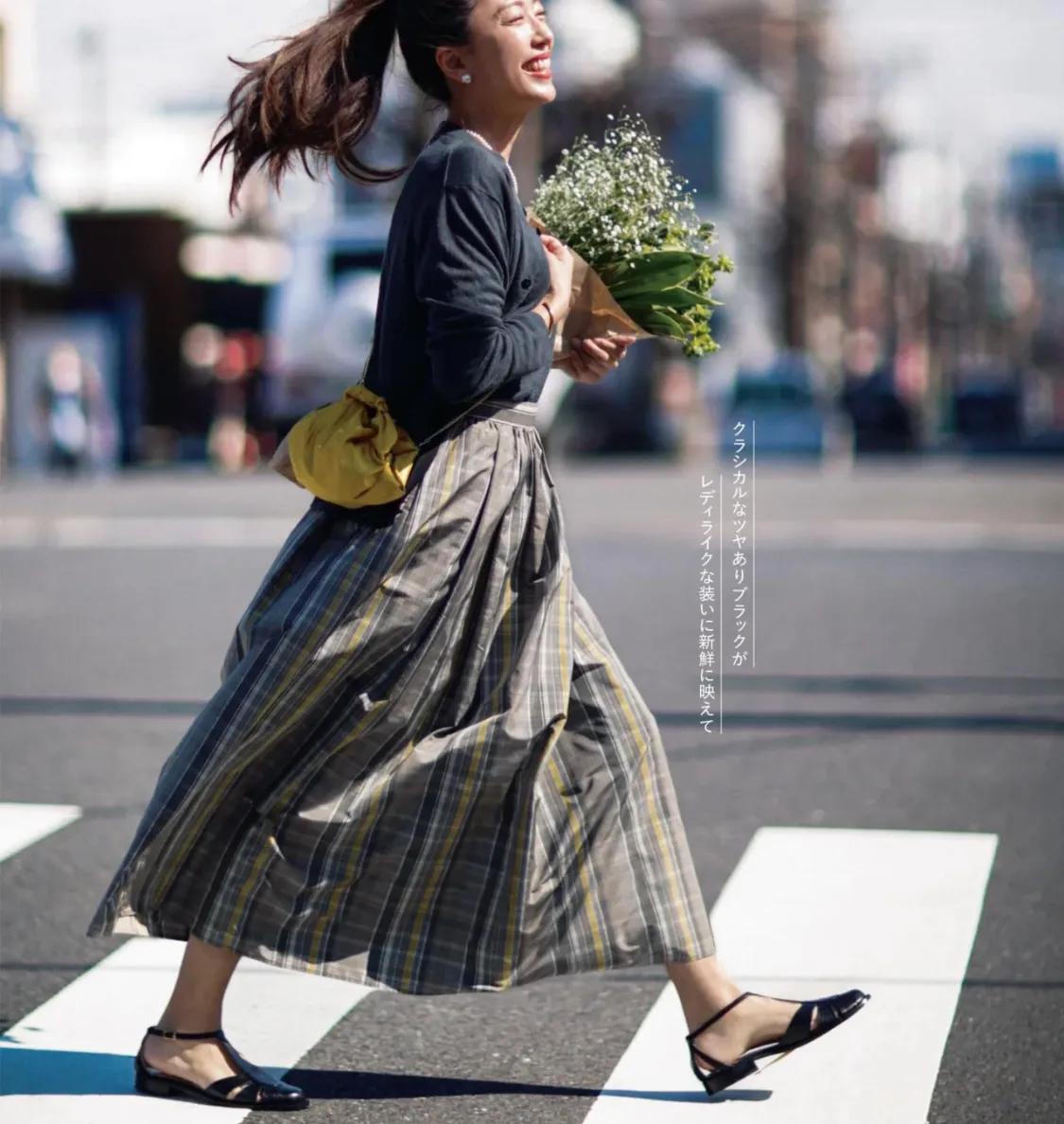今年流行什么罗马鞋好看,今年最流行的小个子罗马鞋