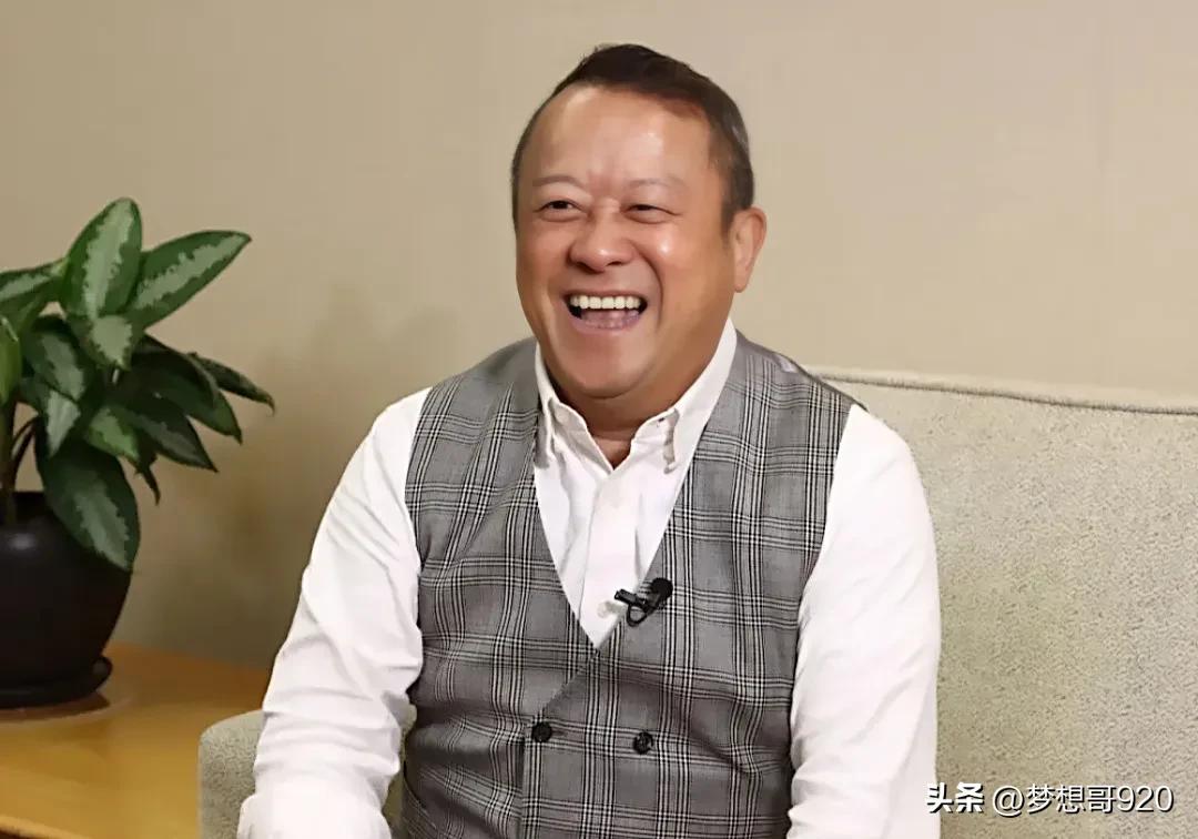 曾志伟几段婚姻,曾志伟签约过的艺人