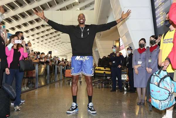 霍华德的t1联赛在哪里可以播放,霍华德t1的薪水