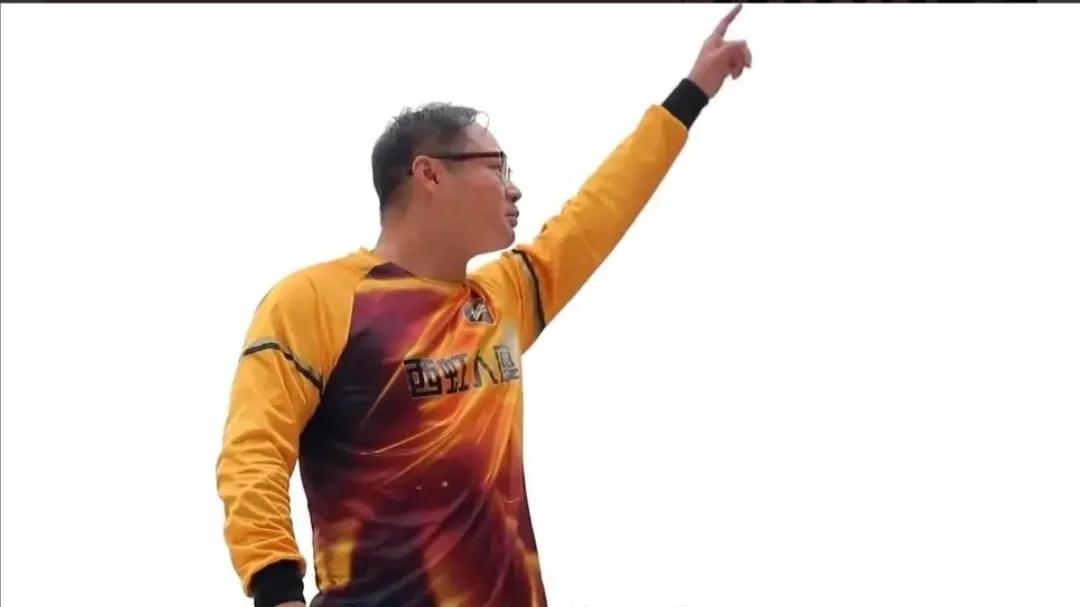 笑谈球场风云,中超广州队1-5浙江队视频