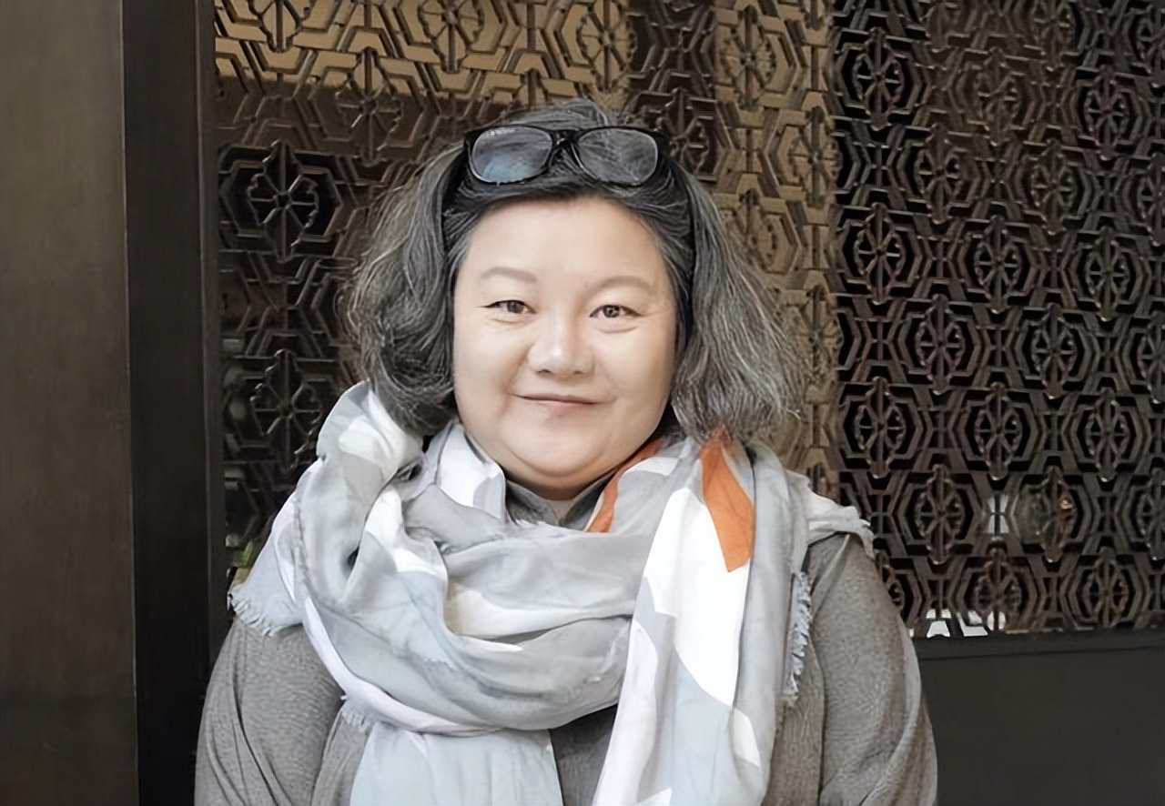 洪晃谈两种男人,名门痞女洪晃的人生